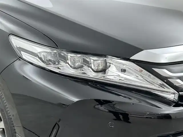 トヨタ ハリアー ハイブリッド プレミアム 福岡県 2018(平30)年 7.7万km ブラック モデリスタエアロ　/アルパインナビ　/前後ドラレコ　/ＥＴＣ　/ＡＣＣ　/コーナーセンサー　/衝突軽減ブレーキ　/レーンキープ　/オートマチックハイビーム　/パワーリアゲート　/パワーシート　/ハーフレザーシート　/ＬＥＤ