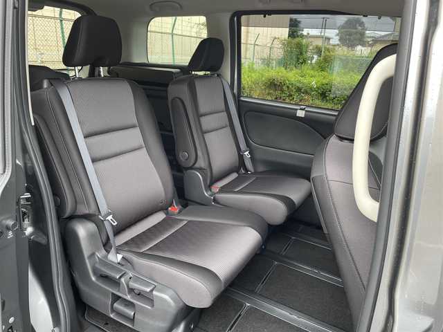 日産 セレナ e－パワー ハイウェイスター V 東京都 2020(令2)年 6.1万km ダークメタルグレー 純正11型ナビ/アラウンドビューモニター/デジタルミラー/エマージェンシーブレーキ/車線逸脱警報/ソナー/プロパイロット/ハンズフリーオートスライドドア/ＥＴＣ/ドライブレコーダー/スマートキー