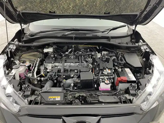 トヨタ カローラ クロス ハイブリッド Z 大分県 2024(令6)年 3.3万km アティチュードブラックマイカ 純正ディスプレイオーディオ/全方位カメラ　/ＡｐｐｌｅＣａｒｐｌａｙ　/Ｂｌｕｅｔｏｏｔｈ　/クルーズコントロール　/モデリスタハンドルプロテクト　/ガラスルーフ　/ブラインドスポットモニター　/車線逸脱警報/プリクラッシュセーフティ/PDA/パーキングサポートブレーキ/安心降車アシスト/電動リアゲート/３眼LEDヘッドライト/コーナーセンサー　/ETC2.0/ドライブレコーダー/純正１８インチＡＷ