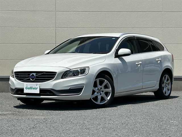 ボルボ Ｖ６０ T4 茨城県 2014(平26)年 7.3万km アイスホワイト 純正ナビ/フルセグTV/Bluetooth/バックカメラ/クルーズコントロール/パワーシート/シートヒーター/カーテンエアバック/純正AW/LEDヘッドライト/スマートキー/ETC