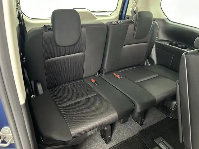 日産 セレナ ハイウェイスター Vセレクション 熊本県 2017(平29)年 4.7万km シャイニングブルー セーフティパックB/純正SDナビ（MM517D-L）/・Bluetoothオーディオ/USBオーディオ/・Apple CarPlay/AndroidAuto/・フルセグTV/DVD/Blu-ray/iPod/アラウンドビューモニター/後席フリップダウンモニター/・11インチディスプレイ/両側パワースライドドア/プロパイロット/インテリジェントルームミラー/電動パーキングブレーキ/オートブレーキホールド/インテリジェントLI/ETC/純正ドライブレコーダー（前方）/取扱説明書/保証書/スペアキー1本
