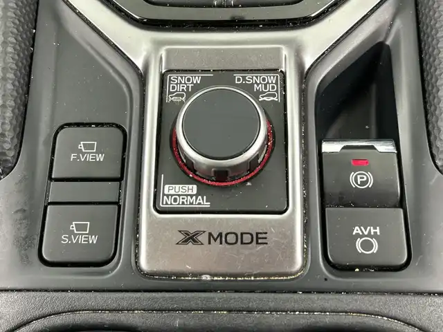 スバル フォレスター ハイブリッド アドバンス 愛知県 2021(令3)年 4.5万km クリスタルホワイトP 禁煙車/４WD/ワンオーナー/純正8インチナビ/（CD/DVD/Bluetooth/フルセグTV/SD)/バック・サイド・フロントカメラ/アイサイト/・プリクラッシュブレーキ/・後退時ブレーキアシスト/・誤発進抑制機能/・ツーリングアシスト/・追従式クルーズコントロール/・車線逸脱抑制・警報システム/・エマージェンシーレーンキープアシスト/・標識認識機能/・先行車発進お知らせ機能/・ブラインドスポットモニター/ETC/ドライブレコーダー/前席パワーシート/運転席メモリシート/全席シートヒーター/パワーバックドア/ステアリングヒーター/パドルシフト/ルーフレール/純正18インチアルミホイール/LEDヘッドライト/フロントフォグランプ/純正フロアマット/横滑り防止装置/スマートキー/プッシュスタート