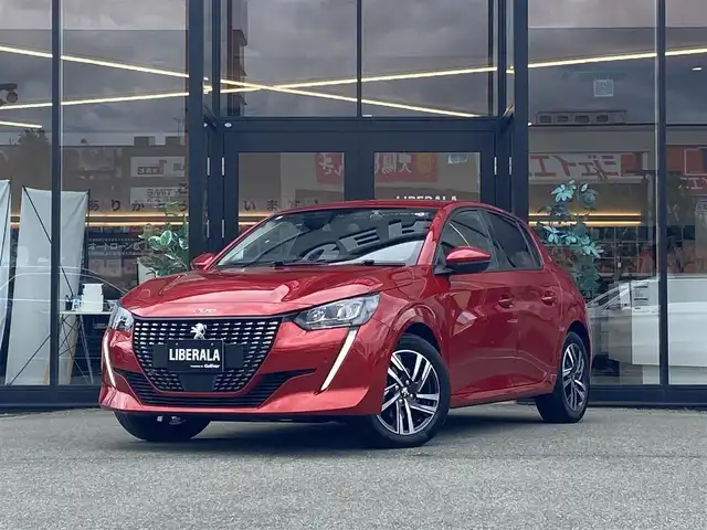 プジョー ２０８ アリュール 福岡県 2020(令2)年 0.9万km 赤 ・アクティブクルーズコントロール/・純正ナビ/BT/USB/・バックカメラ/・ドライブレコーダー/・ETC/・純正16AW