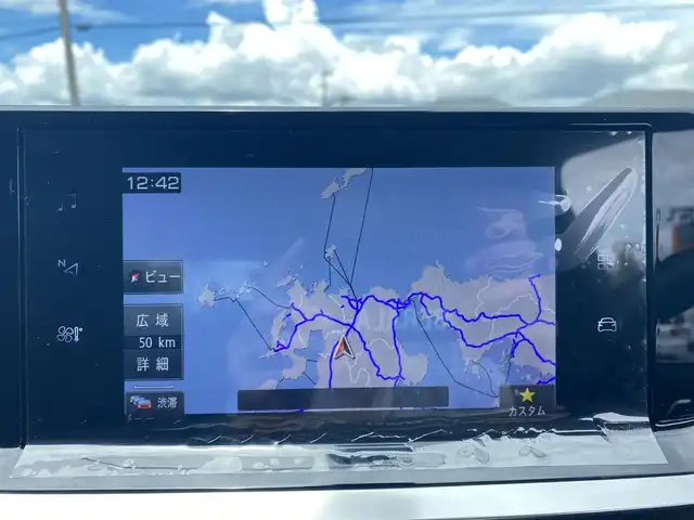 プジョー ２０８ アリュール 福岡県 2020(令2)年 0.9万km 赤 ・アクティブクルーズコントロール/・純正ナビ/BT/USB/・バックカメラ/・ドライブレコーダー/・ETC/・純正16AW