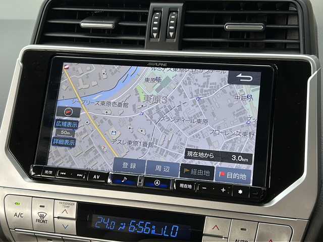 トヨタ ランドクルーザー プラド TX Lパッケージ マットブラED 広島県 2023(令5)年 3.6万km ホワイトパールクリスタルシャイン 禁煙/サンルーフ/アルパイン9インチナビ/CD/DVD/DTV/Bluetooth/バックカメラ/レーダークルーズコントロール/ベージュレザーシート/シートヒーター/シートベンチレーション/パワーシート/LEDオートライト/オートマチックハイビーム/ステアリングスイッチ/クリアランスソナー/LDA/RSA/PCS/ドライブレコーダー/純正フロアマット/ドアバイザー/スマートキー/プッシュスタート