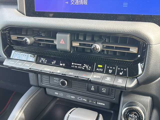 トヨタ ランドクルーザー ２５０ ZX ファーストエディション 兵庫県 2024(令6)年 0.3万km ベージュⅡ 4WD/軽油/ターボ/カラーナンバー【2ZC】/ワンオーナー/12.3インチディスプレイオーディオプラス/JBLプレミアムサウンドシステム/ムーンルーフ/床下透過表示機能付パノラミックビューモニター/マルチテレインモニター/セーフティセンス/トヨタチームメイト/パーキングサポートブレーキ/丸目1眼LEDヘッドランプ/マルチテレインセレクト/電動リアデフロック/SDM/ブラインドスポットモニター/純正ドライブレコーダー前後方/【FIRSTEDITION】ロゴ（ドア内張）/ハンズフリーパワーバックドア/置くだけ充電/アクセサリーコンセント（ラゲッジルーム）/フロアマット/保証書/スペアキー