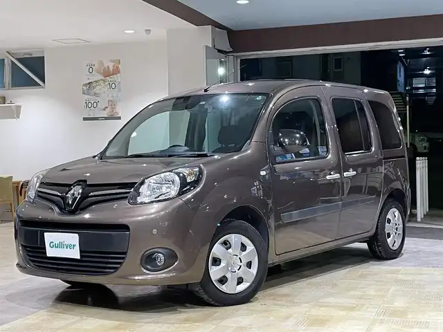 ルノー カングー ゼン 埼玉県 2018(平30)年 6.4万km 茶Ｍ 社外ナビTV/バックカメラ/ETC/Ｆドラレコ/革調シートカバー/前席シートバックテーブルｘ２/ＬＥＤヘッドライト/Ｆコーナーセンサー/キーレス/スペアキー/保証書付整備手帳