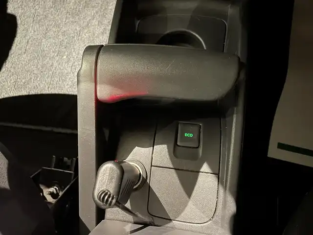 ルノー カングー ゼン 埼玉県 2018(平30)年 6.4万km 茶Ｍ 社外ナビTV/バックカメラ/ETC/Ｆドラレコ/革調シートカバー/前席シートバックテーブルｘ２/ＬＥＤヘッドライト/Ｆコーナーセンサー/キーレス/スペアキー/保証書付整備手帳