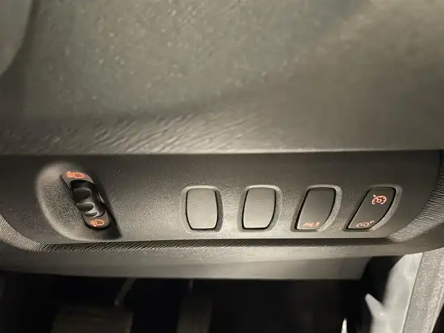 ルノー カングー ゼン 埼玉県 2018(平30)年 6.4万km 茶Ｍ 社外ナビTV/バックカメラ/ETC/Ｆドラレコ/革調シートカバー/前席シートバックテーブルｘ２/ＬＥＤヘッドライト/Ｆコーナーセンサー/キーレス/スペアキー/保証書付整備手帳