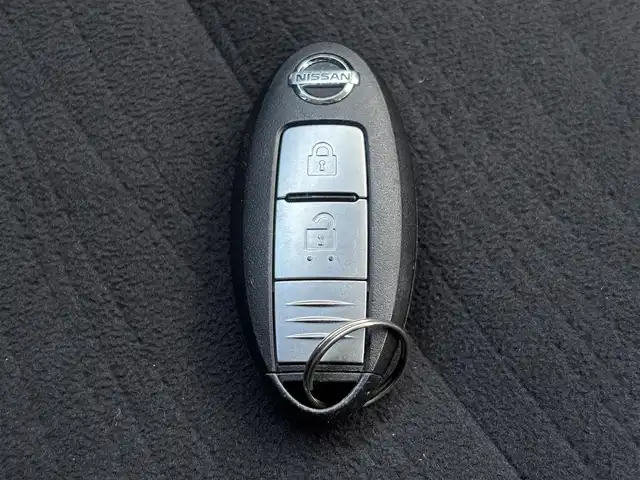 日産 キューブ 15X 滋賀県 2013(平25)年 5.2万km ブリリアントホワイトパール 純正HDDナビ/・CD/DVD/バックカメラ/前後ドライブレコーダー/ETC/スマートキー/アイドリングストップ