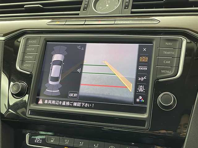 フォルクスワーゲン パサート TSI ハイライン 福井県 2015(平27)年 8.5万km シルバー 純正ナビＳＤ/・ＴＶ／ＤＶＤ／Ｂｌｕｅｔｏｏｔｈ/ＥＴＣ/バックモニター/合皮シート/前席パワーシート/前席シートヒーター/オートライト・LED/プッシュスタート・スマートキー/ドラレコ