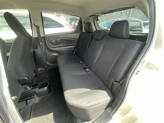 トヨタ ヴィッツ F 滋賀県 2014(平26)年 8.7万km ゴールドマイカM 禁煙車/純正ナビ/・AM/FM/・CD/・SD/・AUX/・ワンセグTV/・Bluetooth/バックカメラ/ETC/横滑り防止機能/キーレスエントリー/純正フロアマット/社外14インチアルミホイール