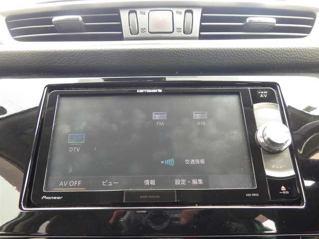 日産 エクストレイル 20X エマージェンシーブレーキ 千葉県 2016(平28)年 5.4万km ブリリアントホワイトパール エマージェンシーブレーキ/カブロンシート/社外メモリーナビ/ワンセグTV/【DVD/CD再生機能】/バックカメラ/ドライブレコーダー（DJ4-D）/カブロンシート/前席シートヒーター/ETC/ウインカーミラー/コーナーセンサー/純正17インチアルミホイル/インテリジェントキー