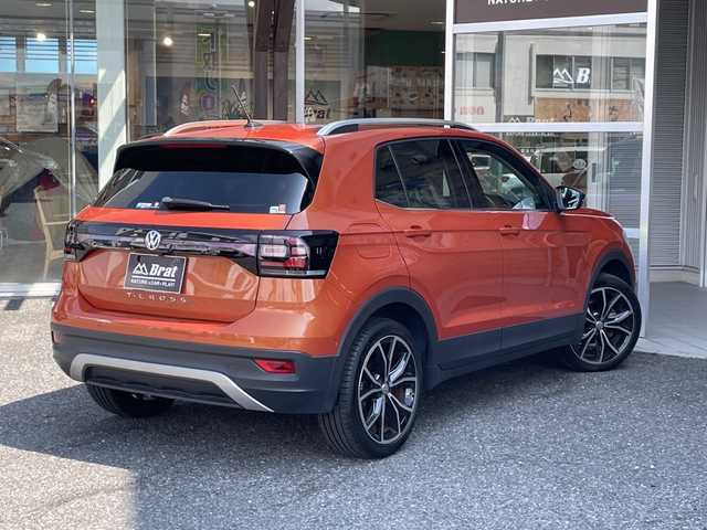 フォルクスワーゲン Ｔ－クロス TSI 1stプラス 福島県 2020(令2)年 3.1万km エナジェティックオレンジメタリック 純正Discover Proナビ(CD・DVD・BT・フルセグTV)/オールインセーフティー/アダプティブクルーズコントロール/レーンキープアシスト/駐車支援システム/バックカメラ/シルバールーフレール/純正18インチアルミホイール/純正ビルトインETC2.0/純正前後ドライブレコーダー/MTモード付/純正フロアマット
