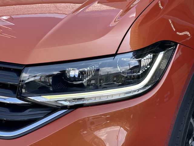 フォルクスワーゲン Ｔ－クロス TSI 1stプラス 福島県 2020(令2)年 3.1万km エナジェティックオレンジメタリック 純正Discover Proナビ(CD・DVD・BT・フルセグTV)/オールインセーフティー/アダプティブクルーズコントロール/レーンキープアシスト/駐車支援システム/バックカメラ/シルバールーフレール/純正18インチアルミホイール/純正ビルトインETC2.0/純正前後ドライブレコーダー/MTモード付/純正フロアマット