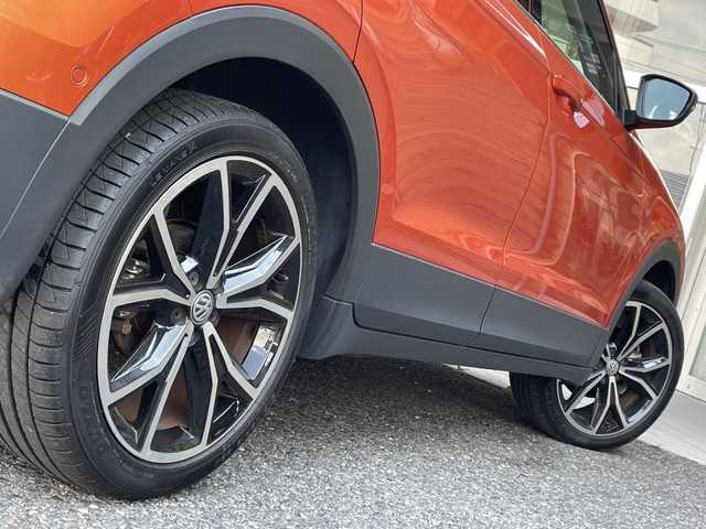 フォルクスワーゲン Ｔ－クロス TSI 1stプラス 福島県 2020(令2)年 3.1万km エナジェティックオレンジメタリック 純正Discover Proナビ(CD・DVD・BT・フルセグTV)/オールインセーフティー/アダプティブクルーズコントロール/レーンキープアシスト/駐車支援システム/バックカメラ/シルバールーフレール/純正18インチアルミホイール/純正ビルトインETC2.0/純正前後ドライブレコーダー/MTモード付/純正フロアマット