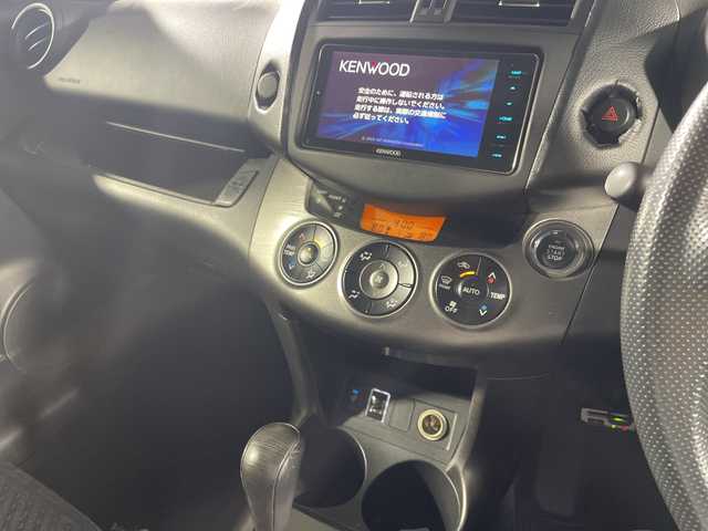 トヨタ ヴァンガード 240S Sパッケージ 福岡県 2010(平22)年 16.1万km ブラック 社外メモリナビ/・CD/DVD/BT/フルセグTV/・バックモニター/クルーズコントロール/革巻きステアリング/・パドルシフト/・ステアリングリモコン/ミラー型ドライブレコーダー/ETC/キセノンライト/・オートライト/・フォグランプ/スマートキー/・プッシュスタート/純正18インチアルミホイール/純正フロアマット