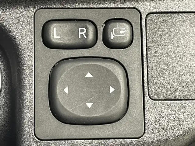 トヨタ アクア G GRスポーツ 茨城県 2019(令1)年 0.8万km ブラックマイカ 純正9インチナビ/CD/フルセグ/Bluetooth/AM/FM/ETC2.0/レーンキープアシスト/レーダークルーズコントロール/LEDヘッドライト/衝突被害軽減/コーナーセンサー/ドラレコ