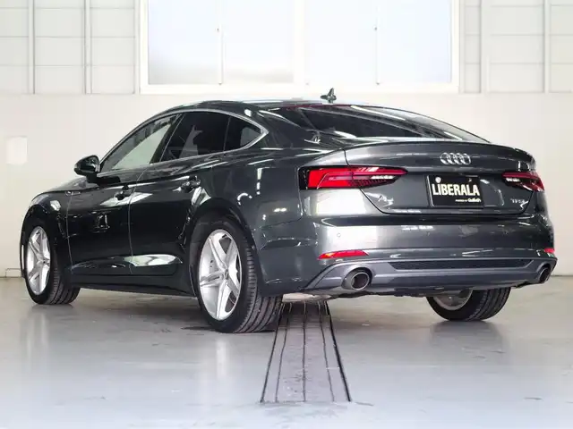 アウディ Ａ５ SB 2．0 TFSI スポーツ 兵庫県 2018(平30)年 4.3万km デイトナグレーパールエフェクト 純正ナビ/全方位カメラ/電動テールゲート/電動フロントシート/フロントシートヒーター/シーケンシャルウインカー/アップルカープレイ/アダプティブクルーズコントロール/レーンキープアシスト/ブラインドスポットモニター/バーチャルコックピット/マトリクスLEDヘッドライト/ドライブレコーダー前後カメラ/ETC