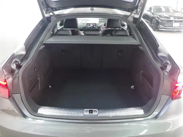 アウディ Ａ５ SB 2．0 TFSI スポーツ 兵庫県 2018(平30)年 4.3万km デイトナグレーパールエフェクト 純正ナビ/全方位カメラ/電動テールゲート/電動フロントシート/フロントシートヒーター/シーケンシャルウインカー/アップルカープレイ/アダプティブクルーズコントロール/レーンキープアシスト/ブラインドスポットモニター/バーチャルコックピット/マトリクスLEDヘッドライト/ドライブレコーダー前後カメラ/ETC