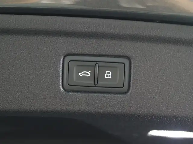 アウディ Ａ５ SB 2．0 TFSI スポーツ 兵庫県 2018(平30)年 4.3万km デイトナグレーパールエフェクト 純正ナビ/全方位カメラ/電動テールゲート/電動フロントシート/フロントシートヒーター/シーケンシャルウインカー/アップルカープレイ/アダプティブクルーズコントロール/レーンキープアシスト/ブラインドスポットモニター/バーチャルコックピット/マトリクスLEDヘッドライト/ドライブレコーダー前後カメラ/ETC