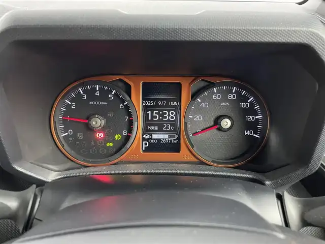 ダイハツ タフト G ターボ 道央・札幌 2021(令3)年 2.7万km ブラックマイカメタリック ・４WD/・社外ナビ/　BT／CD／DVD／USB／SD／iPod／フルセグ/・社外前後ドライブレコーダー/・社外ETC/・レーダーレーダークルーズコントロール/・衝突軽減ブレーキ/・レーンキープアシスト/・横滑り防止/・前後コーナーセンサー/・前席シートヒーター/・置くだけ充電/・プッシュスタート/・スマートキー/・純正エンジンスターター/・LEDヘッドライト/・フロントフォグライト/・オートライト/・オートマチックハイビーム/・純正フロアマット/・社外サマー15インチAW/・社外スタッドレスAW積込（165／65／R15）/・保証書