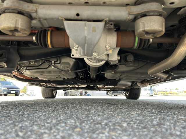 ホンダ フィット ハイブリット S ホンダセンシング 富山県 2019(平31)年 3.5万km 白 純正ＨＤＤナビ　/ホンダセンシング　/フルセグ　/バックカメラ　/コーナーセンサー　/ＬＥＤヘッドライト　/レーダークルーズコントロール　/パドルシフト　/スマートキー　/ドライブレコーダー　/純正アルミホイール/純正オーディオ/ウィンカーミラー/電動格納ミラー/ビルトインETC/プッシュスタート
