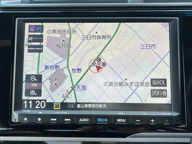 ホンダ フィット ハイブリット S ホンダセンシング 富山県 2019(平31)年 3.5万km 白 純正ＨＤＤナビ　/ホンダセンシング　/フルセグ　/バックカメラ　/コーナーセンサー　/ＬＥＤヘッドライト　/レーダークルーズコントロール　/パドルシフト　/スマートキー　/ドライブレコーダー　/純正アルミホイール/純正オーディオ/ウィンカーミラー/電動格納ミラー/ビルトインETC/プッシュスタート