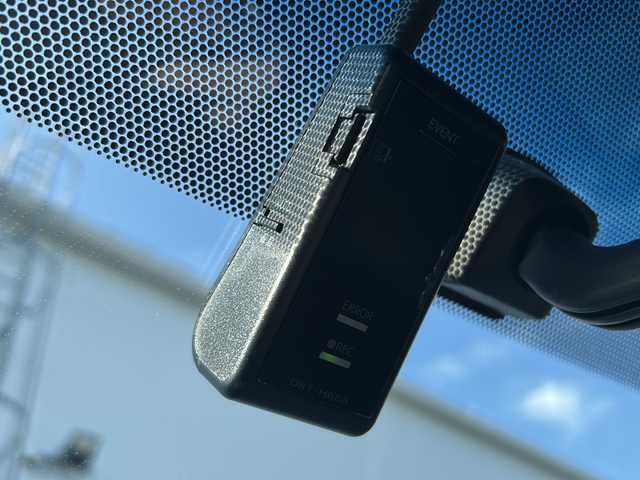 トヨタ アルファード S Aパッケージ タイプブラック 愛媛県 2017(平29)年 10.2万km ホワイトパールクリスタルシャイン フリップダウンモニター/両側パワースライドドア/ビルトインETC/電動リアゲート/社外ナビ（ALPINE）/衝突軽減システム/オートLED/クルーズコントロール追従あり/ドライブレコーダー前/オットマン/バックカメラ/アイドリングストップ/ハーフレザー/HDMI/純正フロアマット/純正18AW/スペアキー