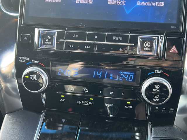 トヨタ アルファード S Aパッケージ タイプブラック 愛媛県 2017(平29)年 10.2万km ホワイトパールクリスタルシャイン フリップダウンモニター/両側パワースライドドア/ビルトインETC/電動リアゲート/社外ナビ（ALPINE）/衝突軽減システム/オートLED/クルーズコントロール追従あり/ドライブレコーダー前/オットマン/バックカメラ/アイドリングストップ/ハーフレザー/HDMI/純正フロアマット/純正18AW/スペアキー