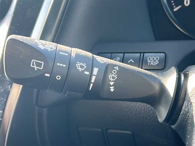 トヨタ アルファード S Aパッケージ タイプブラック 愛媛県 2017(平29)年 10.2万km ホワイトパールクリスタルシャイン フリップダウンモニター/両側パワースライドドア/ビルトインETC/電動リアゲート/社外ナビ（ALPINE）/衝突軽減システム/オートLED/クルーズコントロール追従あり/ドライブレコーダー前/オットマン/バックカメラ/アイドリングストップ/ハーフレザー/HDMI/純正フロアマット/純正18AW/スペアキー