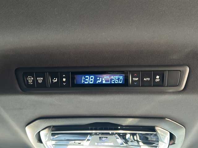 トヨタ アルファード S Aパッケージ タイプブラック 愛媛県 2017(平29)年 10.2万km ホワイトパールクリスタルシャイン フリップダウンモニター/両側パワースライドドア/ビルトインETC/電動リアゲート/社外ナビ（ALPINE）/衝突軽減システム/オートLED/クルーズコントロール追従あり/ドライブレコーダー前/オットマン/バックカメラ/アイドリングストップ/ハーフレザー/HDMI/純正フロアマット/純正18AW/スペアキー