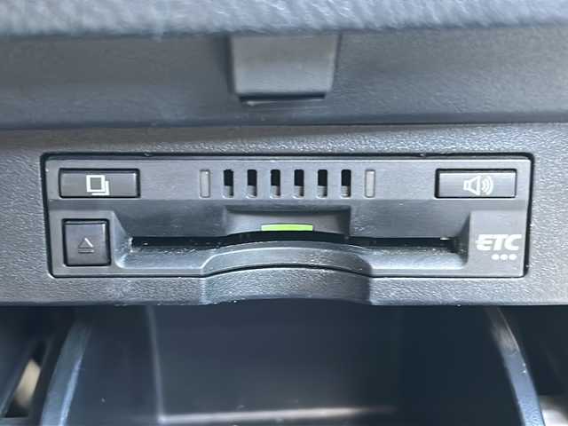 トヨタ アルファード S Aパッケージ タイプブラック 愛媛県 2017(平29)年 10.2万km ホワイトパールクリスタルシャイン フリップダウンモニター/両側パワースライドドア/ビルトインETC/電動リアゲート/社外ナビ（ALPINE）/衝突軽減システム/オートLED/クルーズコントロール追従あり/ドライブレコーダー前/オットマン/バックカメラ/アイドリングストップ/ハーフレザー/HDMI/純正フロアマット/純正18AW/スペアキー