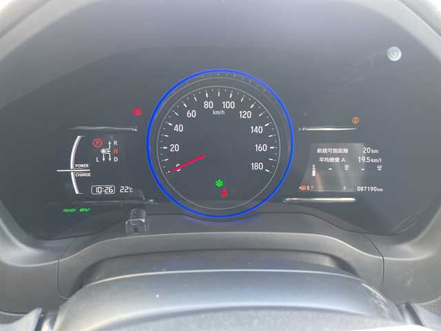 ホンダ ヴェゼル ハイブリッド RS ホンダセンシング 愛知県 2017(平29)年 8.8万km 白 ホンダセンシング/レーダークルーズコントロール/純正9型ナビ/シートヒーター/フルセグ/CD DVD/バックカメラ/純正アルミホイール/パドルシフト/LEDヘッドライト/ステアリングスイッチ/スマートキー/プッシュスタート