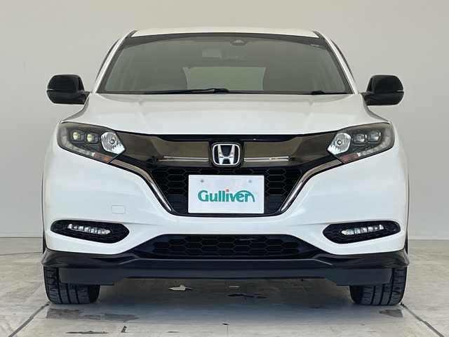 ホンダ ヴェゼル ハイブリッド RS ホンダセンシング 愛知県 2017(平29)年 8.8万km 白 ホンダセンシング/レーダークルーズコントロール/純正9型ナビ/シートヒーター/フルセグ/CD DVD/バックカメラ/純正アルミホイール/パドルシフト/LEDヘッドライト/ステアリングスイッチ/スマートキー/プッシュスタート