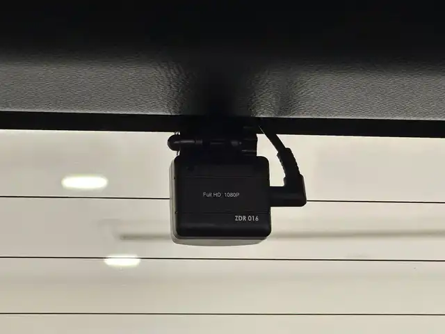 トヨタ ＲＡＶ４ アドベンチャー 兵庫県 2021(令3)年 5.1万km アティチュードブラックマイカ 純正コネクトナビ/フルセグ BT USB/バックカメラ/レーダークルーズコントロール/プリクラッシュセーフティー/LTA/PKSB/RSA/クリアランスソナー/ビルトインETC/DAC/LEDヘッドライト/LEDフォグライト/オートライト/オートハイビーム/電子パーキング/HOLD/TRDマッドガード/レザー調シートカバー/スマートキー