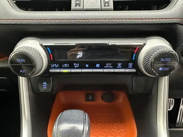 トヨタ ＲＡＶ４ アドベンチャー 兵庫県 2021(令3)年 5.1万km アティチュードブラックマイカ 純正コネクトナビ/フルセグ BT USB/バックカメラ/レーダークルーズコントロール/プリクラッシュセーフティー/LTA/PKSB/RSA/クリアランスソナー/ビルトインETC/DAC/LEDヘッドライト/LEDフォグライト/オートライト/オートハイビーム/電子パーキング/HOLD/TRDマッドガード/レザー調シートカバー/スマートキー