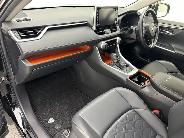 トヨタ ＲＡＶ４ アドベンチャー 兵庫県 2021(令3)年 5.1万km アティチュードブラックマイカ 純正コネクトナビ/フルセグ BT USB/バックカメラ/レーダークルーズコントロール/プリクラッシュセーフティー/LTA/PKSB/RSA/クリアランスソナー/ビルトインETC/DAC/LEDヘッドライト/LEDフォグライト/オートライト/オートハイビーム/電子パーキング/HOLD/TRDマッドガード/レザー調シートカバー/スマートキー