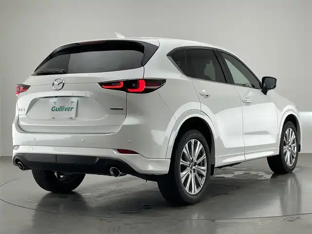 マツダ ＣＸ－５ XD エクスクルーシブモード 愛知県 2022(令4)年 1.6万km スノーフレイクホワイトパールマイカ 純正１０．２５型ナビ　ＢＯＳＥ　黒革　全方位カメラ　禁煙　ＨＵＤ　ワイヤレス充電　ベンチレーション　ＥＴＣ　前後ドラレコ　電動リヤゲート　ＢＳＭ　シートヒーター　衝突軽減　追従クルコン　ＬＥＤライト