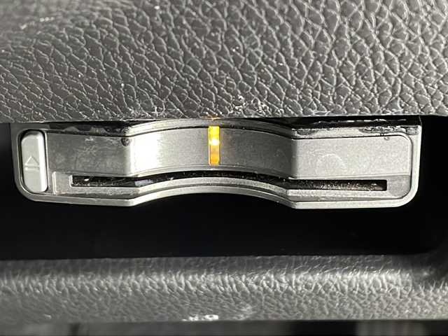 日産 デイズ ルークス ハイウェイスターターボ 千葉県 2015(平27)年 7万km クールシルバー 純正ナビ/AM/FM/CD/DVD/BT/SD/フルセグTV/全方位カメラ/両側パワースライドドア/ETC/ドライブレコーダー/アイドリングストップ