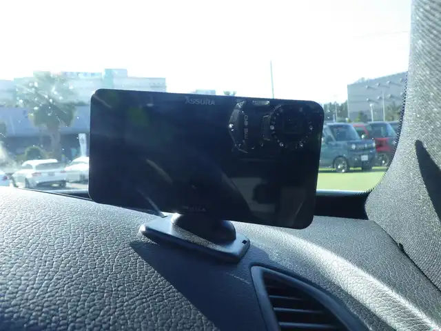 メルセデス・ベンツ Ｃ２２０ｄ アバンギャルド　AMGライン 千葉県 2019(平31)年 2.1万km ポーラホワイト アクティブブレーキアシスト/アクティブレーンキーピングアシスト/レーンチェンジアシスト/ブラインドスポットアシスト/アテンションアシスト/ディストロニック/ブラックレザーシート/前席パワーシート/シートヒーター/ヘッドアップディスプレイ/純正ナビ/地デジTV/【Bluetooth接続】/バックカメラ/革巻きステアリング/ステアリングスイッチ/パドルシフト/ETC/LEDヘッドライト/ウインカーミラー/パークトロニック/純正18インチアルミホイル/サイド/カーテンエアバッグ/キーレスゴー