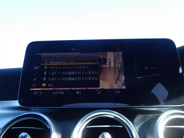 メルセデス・ベンツ Ｃ２２０ｄ アバンギャルド　AMGライン 千葉県 2019(平31)年 2.1万km ポーラホワイト アクティブブレーキアシスト/アクティブレーンキーピングアシスト/レーンチェンジアシスト/ブラインドスポットアシスト/アテンションアシスト/ディストロニック/ブラックレザーシート/前席パワーシート/シートヒーター/ヘッドアップディスプレイ/純正ナビ/地デジTV/【Bluetooth接続】/バックカメラ/革巻きステアリング/ステアリングスイッチ/パドルシフト/ETC/LEDヘッドライト/ウインカーミラー/パークトロニック/純正18インチアルミホイル/サイド/カーテンエアバッグ/キーレスゴー