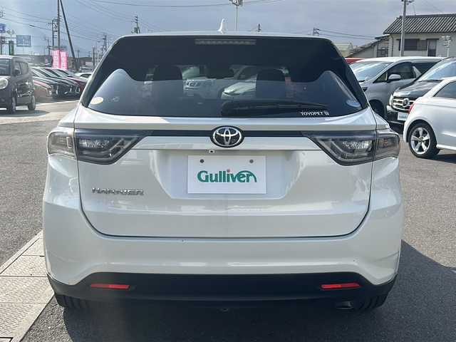 トヨタ ハリアー 香川県 2017(平29)年 8.2万km ホワイトパールクリスタルシャイン 社外ナビ（フルセグTV/CD/DVD/BT)/バックカメラ/電動リアゲート/ドライブレコーダー/パワーシート/社外アルミホイール/ローダウン/オートライト/アイドリングストップ
