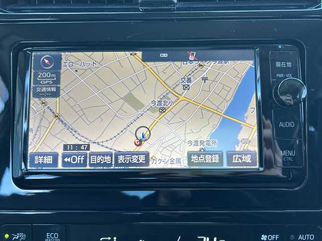 トヨタ プリウス A 岐阜県 2016(平28)年 4.3万km ホワイトパールクリスタルシャイン 登録時走行距離43078ｋｍ/純正ナビ/バックカメラ/フルセグテレビ/レーダークルーズコントロール/パーキングアシスト/純正フロアマット/コーナーセンサー/Ｂｌｕｅｔｏｏｔｈ/ビルトインＥＴＣ/ドライブレコーダー/社外アルミホイール/LEDヘッドライト/レーンキープアシスト/横滑り防止装置/オートライト/オートハイビーム/エンジンスタートボタン/スマートキー