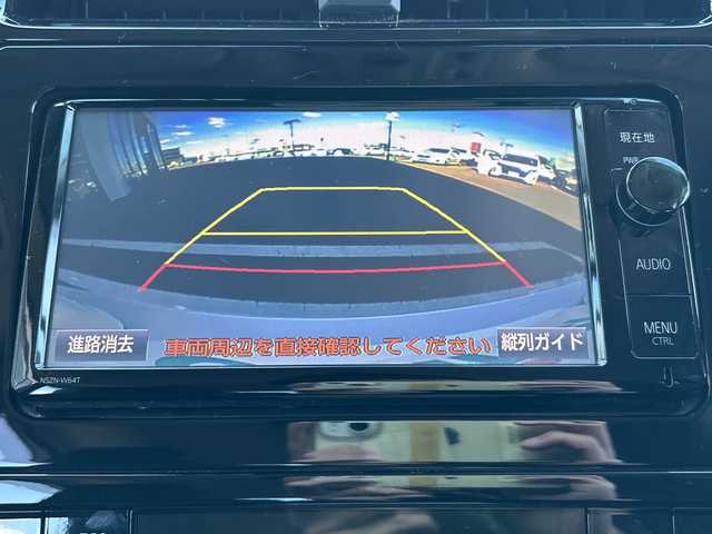 トヨタ プリウス A 岐阜県 2016(平28)年 4.3万km ホワイトパールクリスタルシャイン 登録時走行距離43078ｋｍ/純正ナビ/バックカメラ/フルセグテレビ/レーダークルーズコントロール/パーキングアシスト/純正フロアマット/コーナーセンサー/Ｂｌｕｅｔｏｏｔｈ/ビルトインＥＴＣ/ドライブレコーダー/社外アルミホイール/LEDヘッドライト/レーンキープアシスト/横滑り防止装置/オートライト/オートハイビーム/エンジンスタートボタン/スマートキー