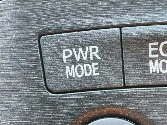 トヨタ プリウス G 岡山県 2009(平21)年 9.9万km ホワイトパールクリスタルシャイン 登録時走行距離98801km/サンルーフ/TOMSエアロ/純正ナビ/地デジTV(AM/FM/CD/DVD/Bluetooth)/バックカメラ/ETC/クルーズコントロール/オートライト/プッシュスタート/スマートキー/レーダー探知機/純正フロアマット/17インチ純正AW