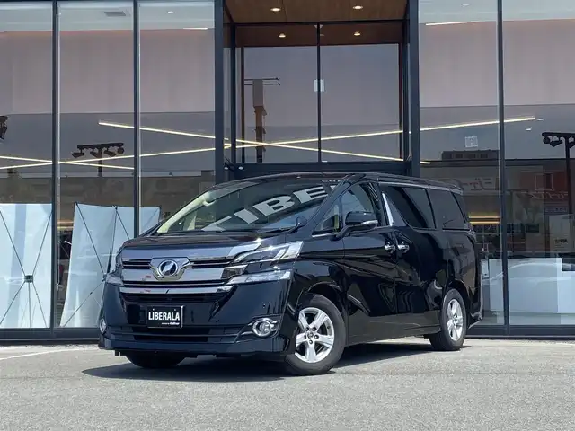 トヨタ ヴェルファイア X 福岡県 2017(平29)年 8.2万km ブラック ・純正SDナビ/Bluetooth/CD/DVD/・バックカメラ/・社外ドライブレコーダー/・フルセグ/・社外ETC/・純正16AW/・プッシュスタート/・スマートキー/・レーンキープアシスト/・オートライト/・LEDライト