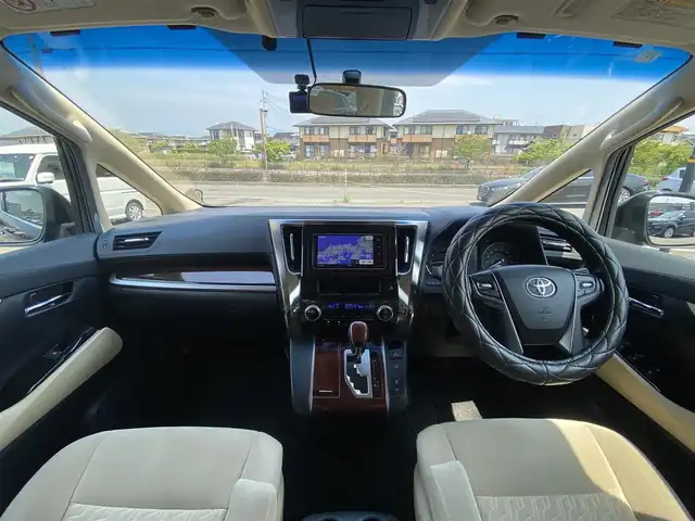 トヨタ ヴェルファイア X 福岡県 2017(平29)年 8.2万km ブラック ・純正SDナビ/Bluetooth/CD/DVD/・バックカメラ/・社外ドライブレコーダー/・フルセグ/・社外ETC/・純正16AW/・プッシュスタート/・スマートキー/・レーンキープアシスト/・オートライト/・LEDライト