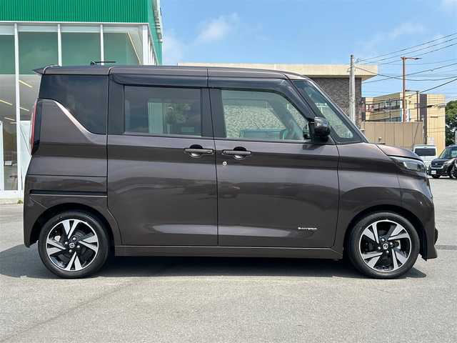 日産 ルークス HWS Gターボ プロパイロットED 静岡県 2020(令2)年 2.1万km アッシュブラウンM エンジンスタートボタン/パワーステアリング/パワーウィンドウ/アイドリングストップ/ターボ/スマートキー/オートエアコン/クルーズコントロール/USB入力端子/全方位カメラ/純正メモリナビ（CD/DVD/BT/フルセグ）/純正ETC/ドライブレコーダー前後/ベンチシート/純正フロアマット/両側パワースライドドア/純正アルミホイール/ABS/横滑り防止装置/レーンキープアシスト/コーナーセンサー前後/オートライト/オートマチックハイビーム/LEDヘッドライト/Wプラスサイドエアバック/衝突軽減システム/プロパイロット