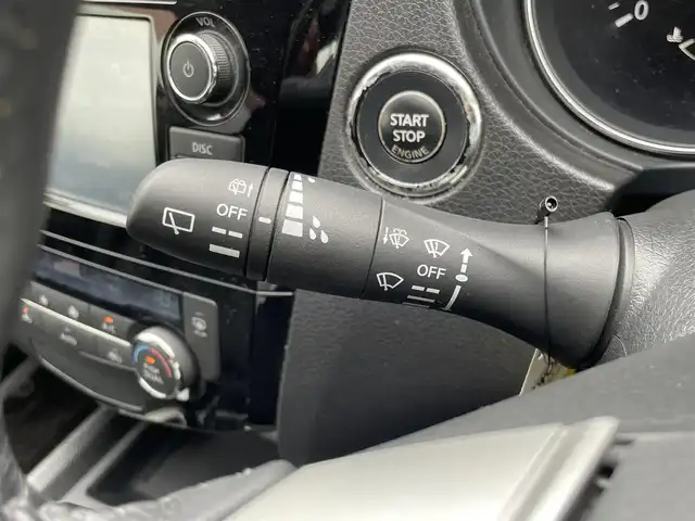 日産 エクストレイル 20X エマージェンシーブレーキ 宮崎県 2014(平26)年 7.9万km ブリリアントホワイトパール メーカーOPナビゲーション/　AM FM CD DVD BT TV/アラウンドビューモニター/エマージェンシーブレーキ/４WD/サンルーフ/ETC車載器/運転席助手席シートヒーター/パワーバックドア/LEDヘッドライト/プッシュスタート/アイドリングストップ/オートエアコン/スマートキー/ルーフレール